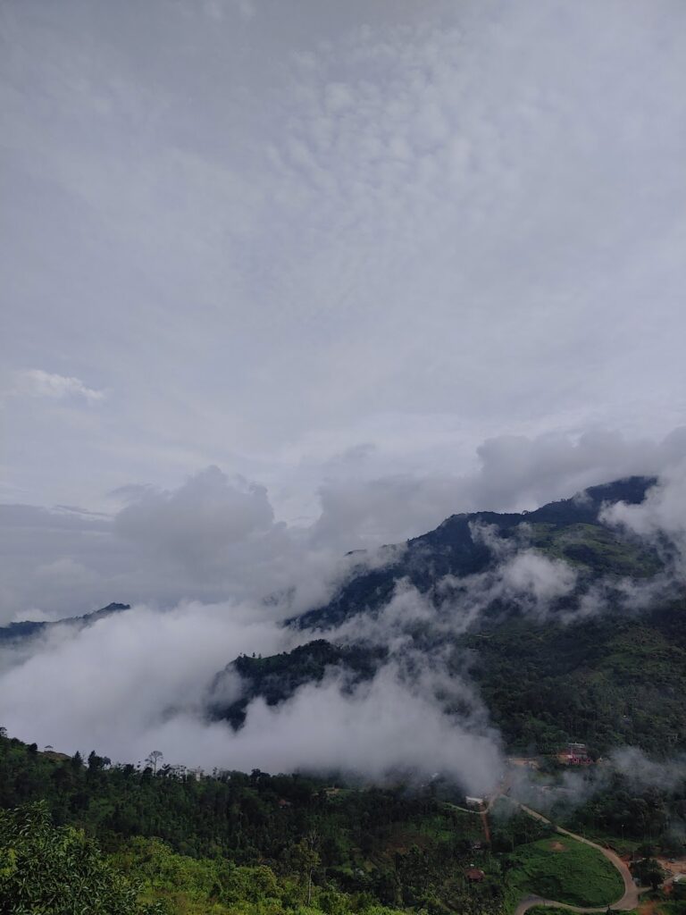 Kurisumala, Nayadampoyil